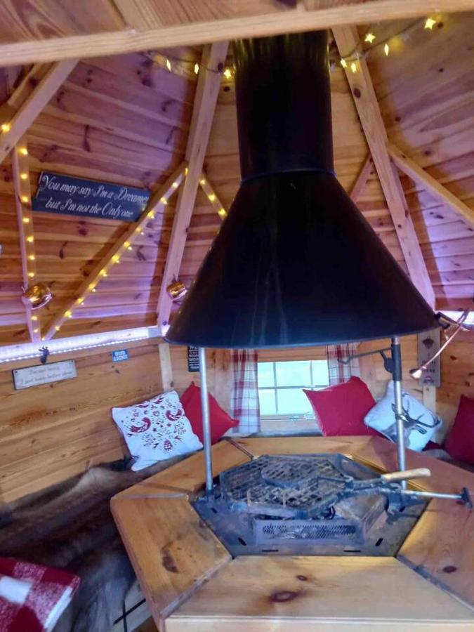Meagill Farmhouse Hot Tub Bbq Hut Villa Otley  Exterior photo